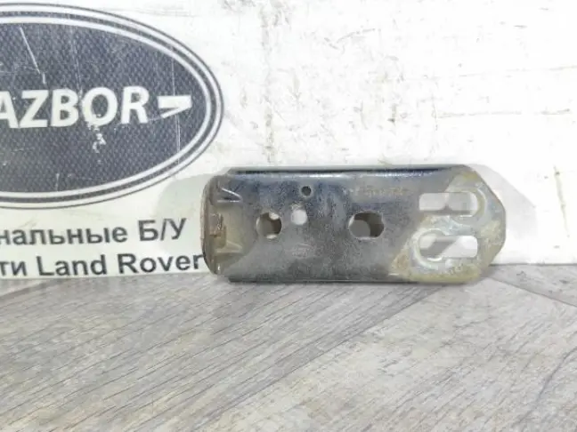 Кронштейн крыла Land Rover Freelander 2