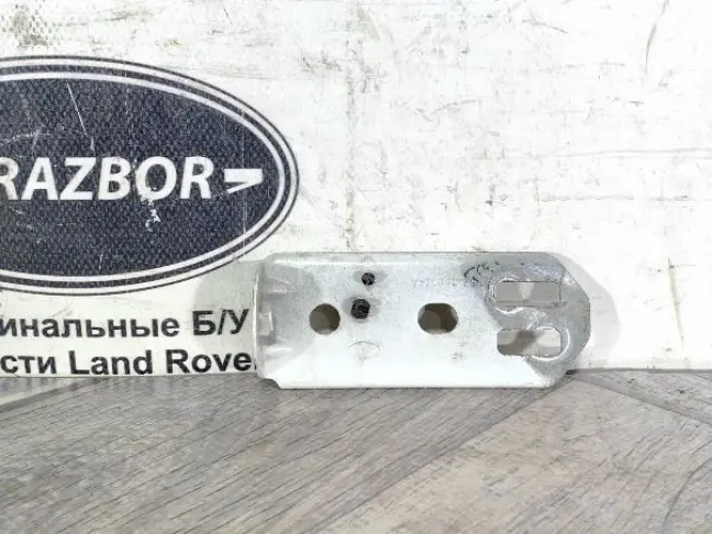 Кронштейн крыла Land Rover Freelander 2