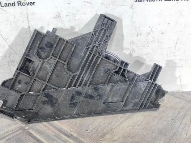 Площадка фары правая Land Rover Freelander 2 2.2
