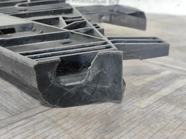 Площадка фары правая Land Rover Freelander 2 2.2