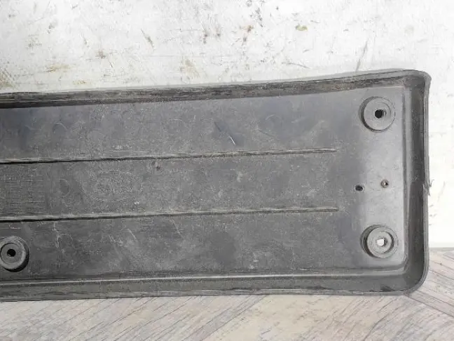 Площадка под номер Land Rover Freelander 2 L359