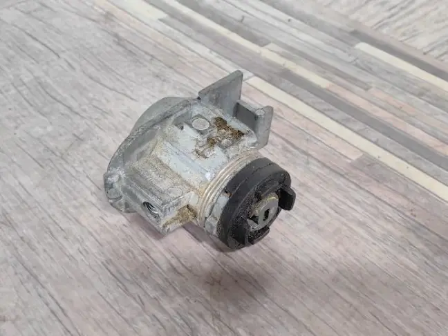 Ключ зажигания Land Rover Freelander 2 2.2