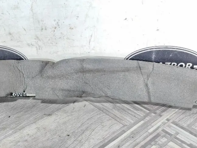 Уплотнитель крыла Land Rover Freelander 2 2.2 L359