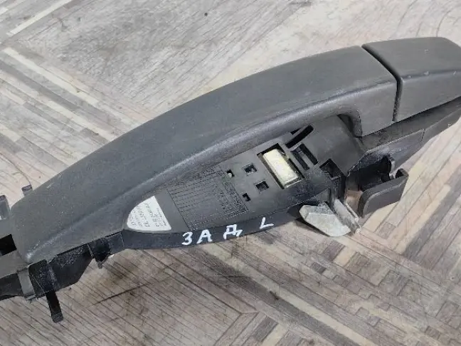 Ручка задняя левая Land Rover Freelander 2 L359