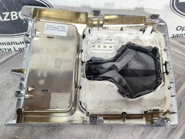 Накладка селектора Land Rover Freelander 2 2.2