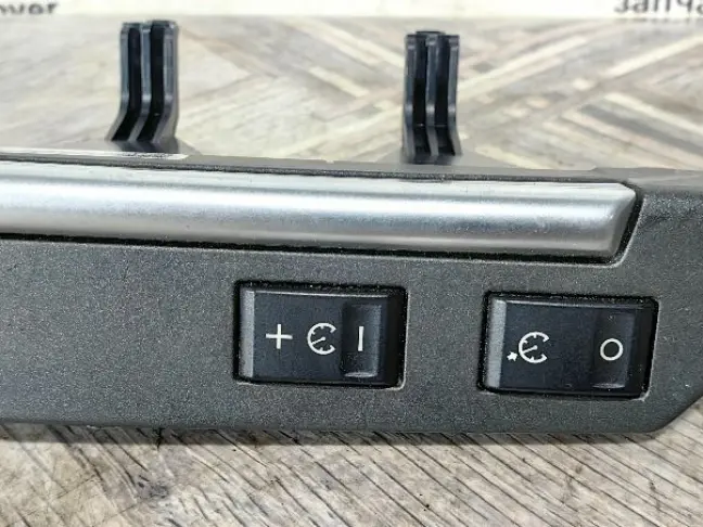 Кнопки руля Land Rover Freelander 2 2.2 L359