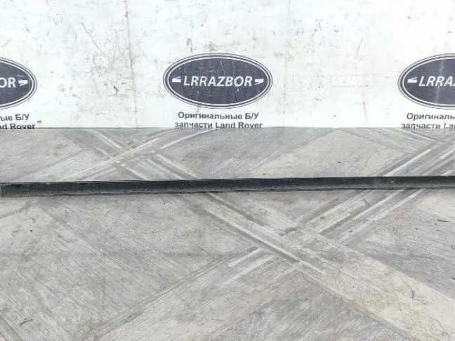 Молдинг стекла правый Land Rover Freelander 2 2.2