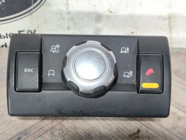 Панель управления раздаткой Freelander 2 2.2 L359