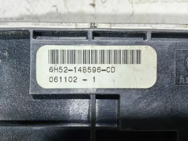 Панель управления раздаткой Freelander 2 2.2 L359