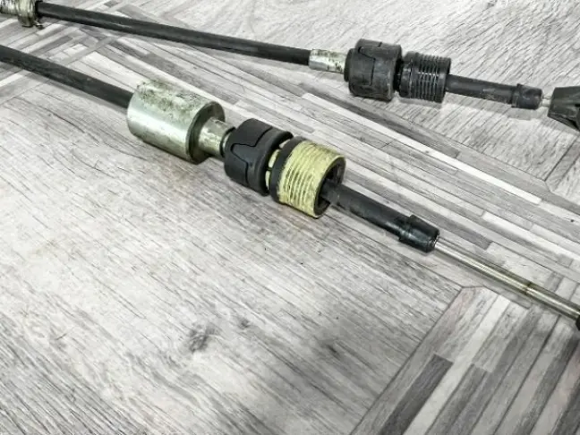 Трос МКПП  Land Rover Freelander 2 2.2 L359