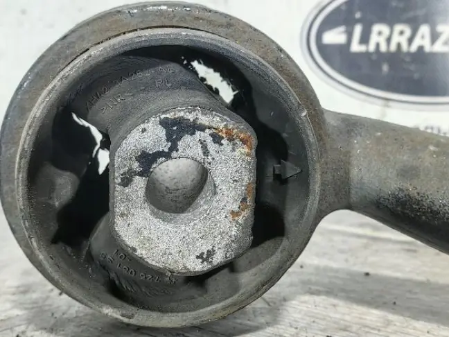 Рычаг передний нижний левый Range Rover L322