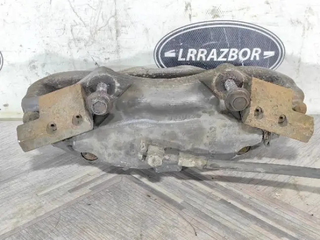 Суппорт правый передний Range Rover 3 L322 4 порш