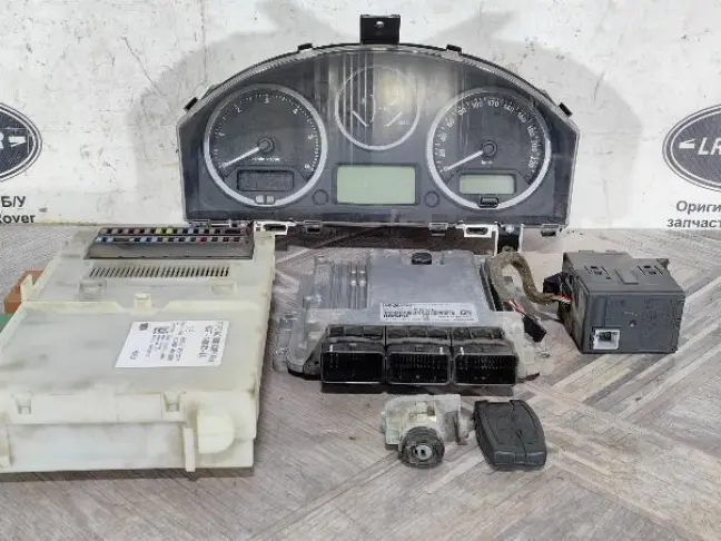 Блоки комплект Land Rover Freelander 2 2.2 МКПП