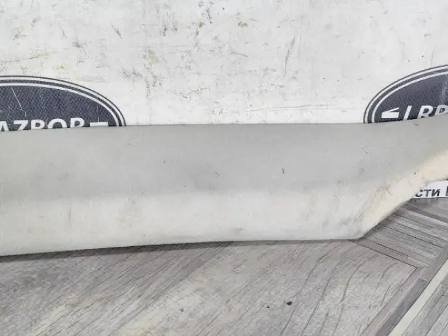 Обшивка стойки лобового стекла Range Rover L322 L