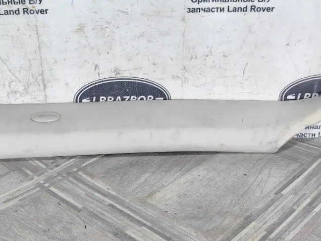 Обшивка стойки лобового стекла Range Rover L322 L