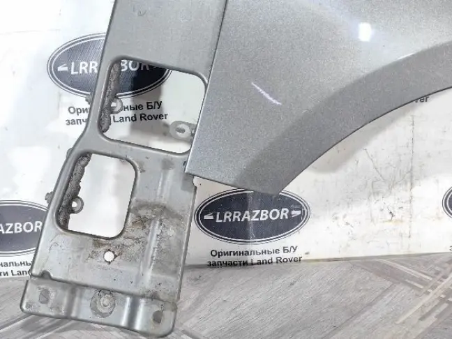 Крыло переднее правое Range Rover 3 L322 05-12