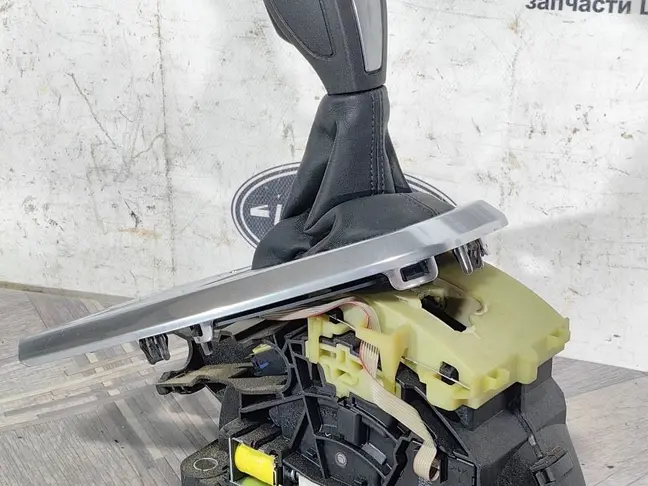 Селектор АКПП Land Rover Freelander 2 2.2 L359