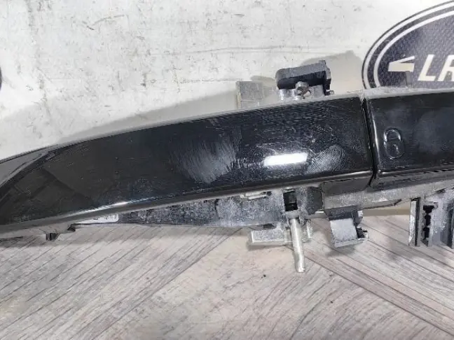 Ручка передняя левая Land Rover Freelander 2 L359