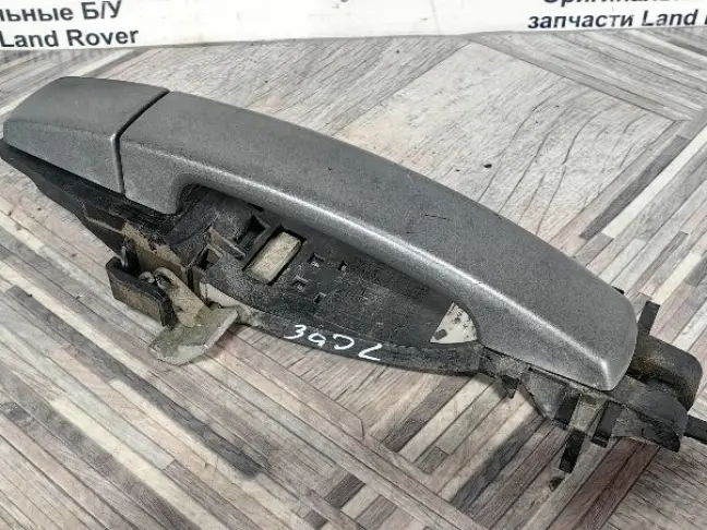 Ручка задняя левая Land Rover Freelander 2 L359