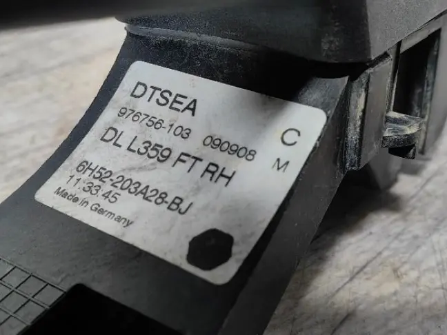 Ручка передняя правая Land Rover Freelander 2 L359