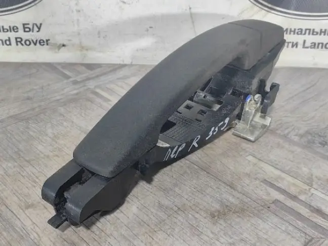 Ручка передняя правая Land Rover Freelander 2 L359