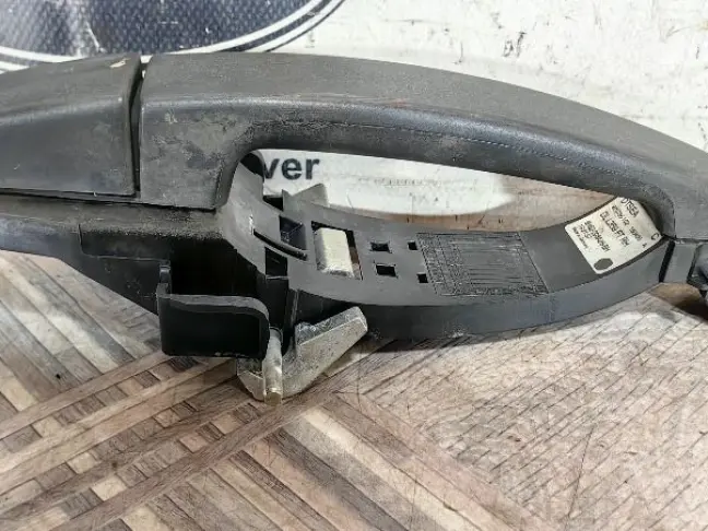 Ручка передняя правая Land Rover Freelander 2 L359