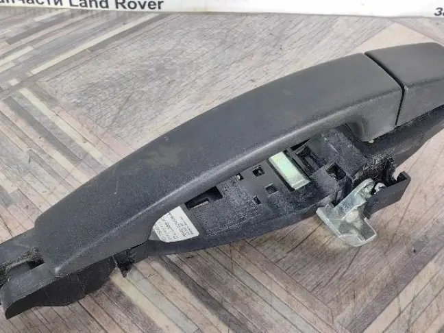 Ручка передняя правая Land Rover Freelander 2 L359
