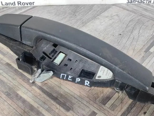 Ручка передняя правая Land Rover Freelander 2 L359