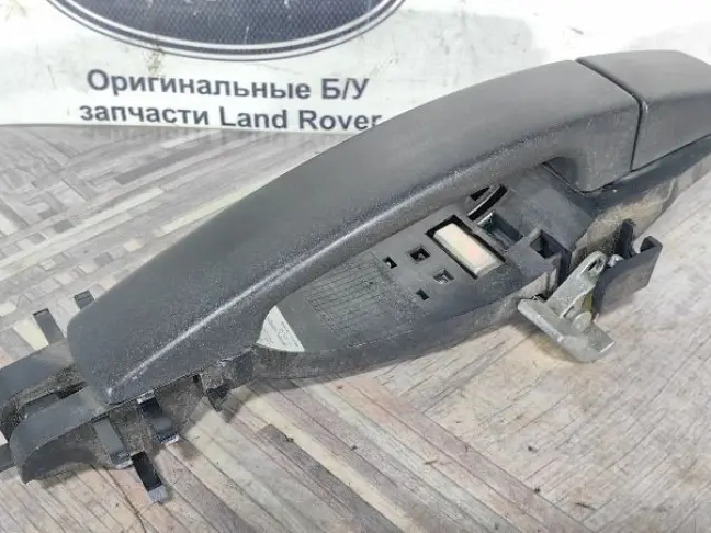 Ручка передняя правая Land Rover Freelander 2 L359