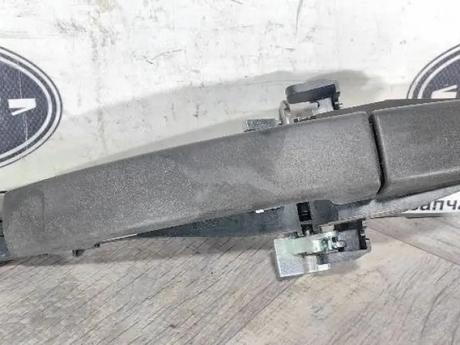 Ручка передняя правая Land Rover Freelander 2 L359