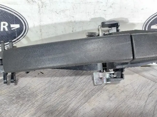 Ручка задняя правая Land Rover Freelander 2 L359