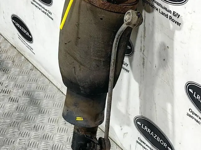 Стойка в сборе правая передняя Range Rover 3 L322