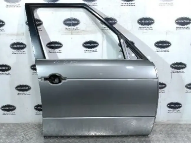 Дверь передняя правая Range Rover L322 2002-2012