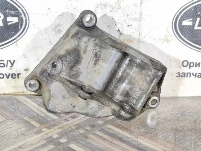 Кронштейн насоса ГУР Range Rover 3 L322 05-09 4.2