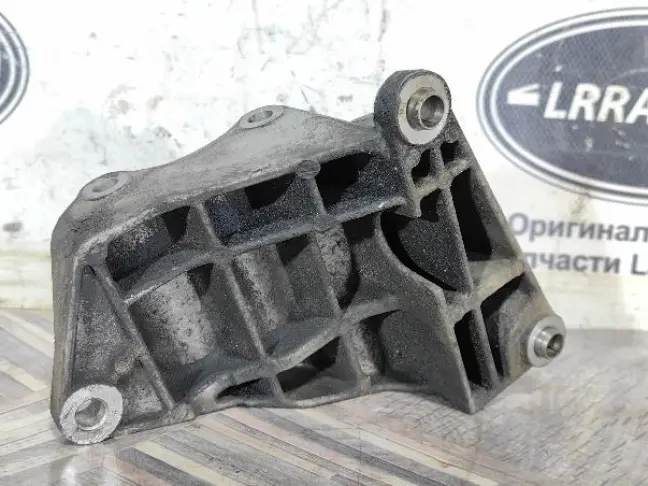 Кронштейн насоса ГУР Range Rover 3 L322 05-09 4.2