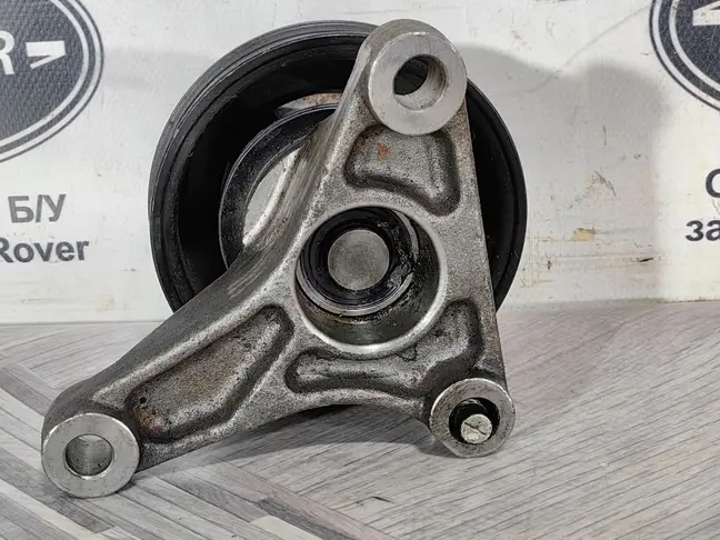 Кронштейн вентилятора Discovery 4 306DT 3.0