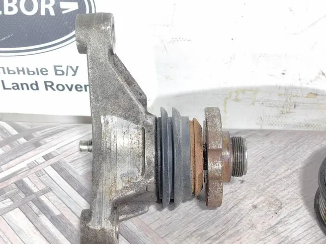 Кронштейн вентилятора Discovery 4 306DT 3.0