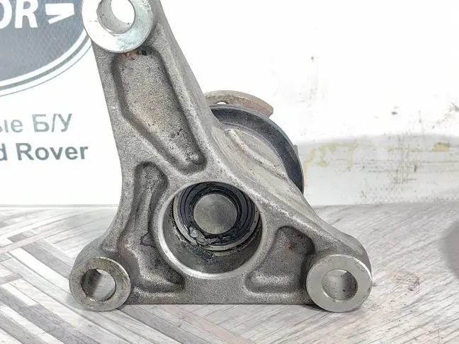 Кронштейн вентилятора Discovery 4 306DT 3.0