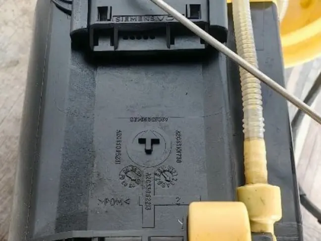 Топливный насос в бак Land Rover Freelander 2 2.2