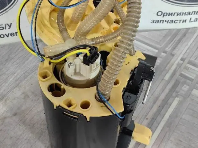 Топливный насос в бак Land Rover Freelander 2 2.2