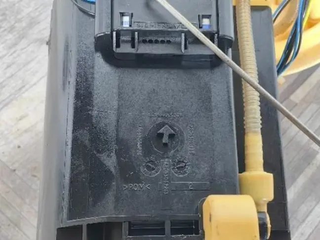 Топливный насос в бак Land Rover Freelander 2 2.2