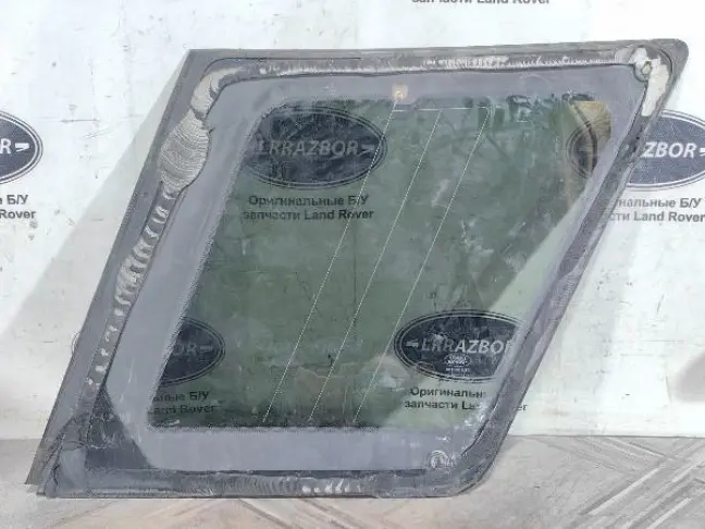 Стекло багажника левое Land Rover Freelander 2
