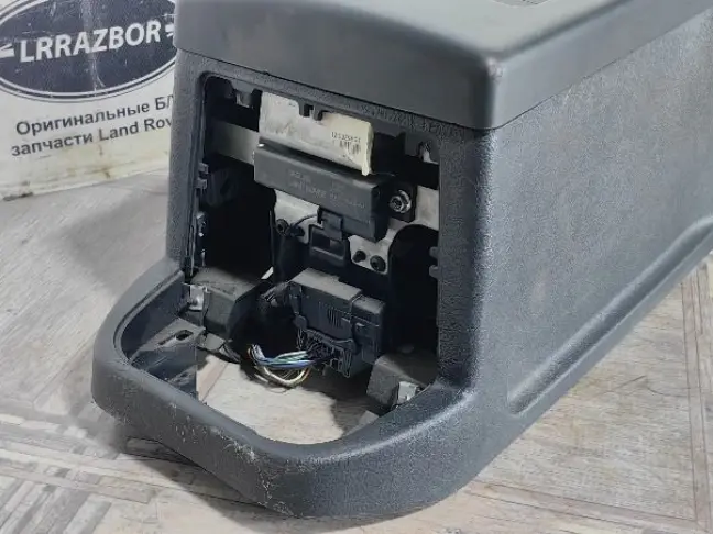 Консоль центральная Land Rover Freelander 2 рест