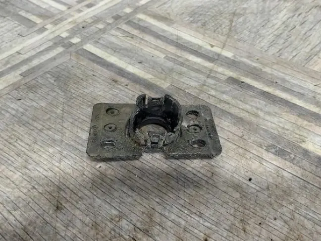 Кронштейн парктроника Land Rover Freelander 2