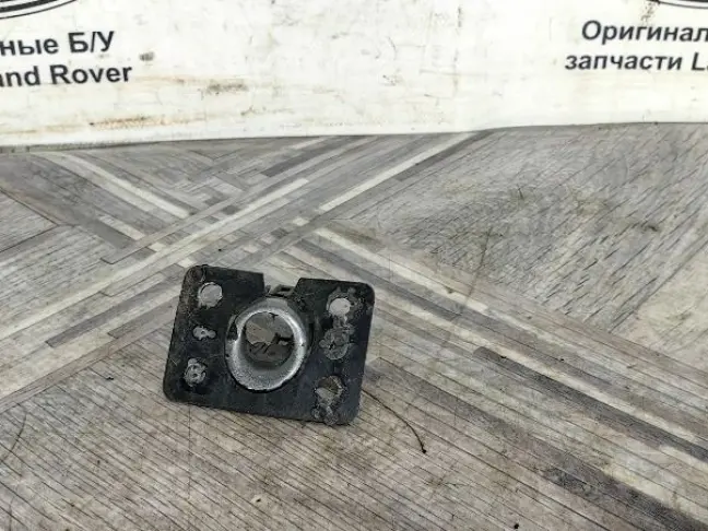 Кронштейн парктроника Land Rover Freelander 2