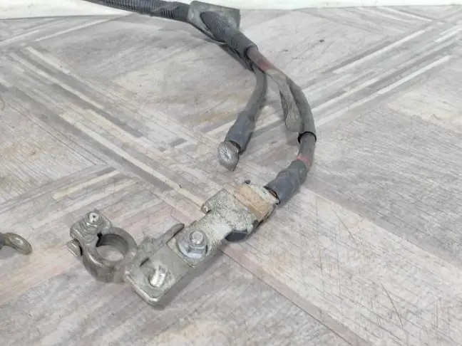 Кабель силовой Land Rover Freelander 2