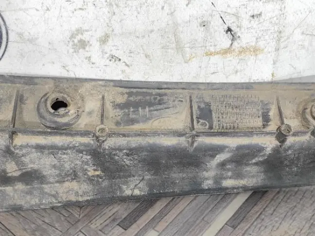 Ресничка бампера левая Land Rover Freelander 2 2.2