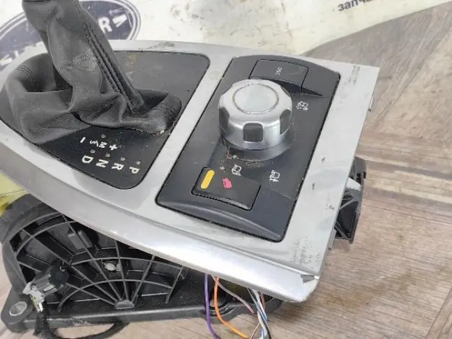 Селектор АКПП Land Rover Freelander 2 2.2