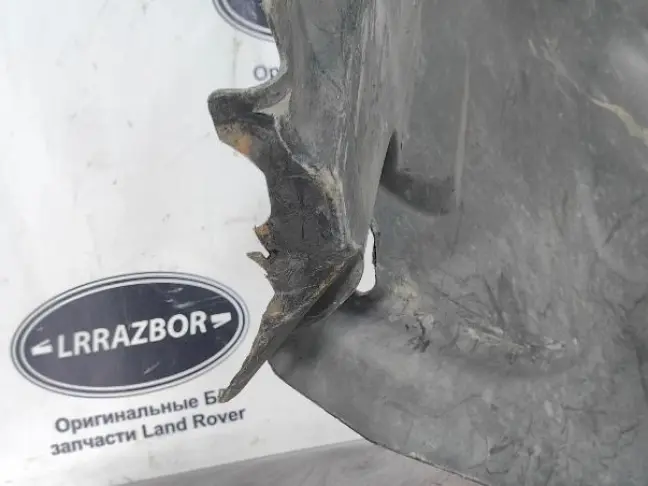 Подкрылок правый передний Land Rover Freelander 2