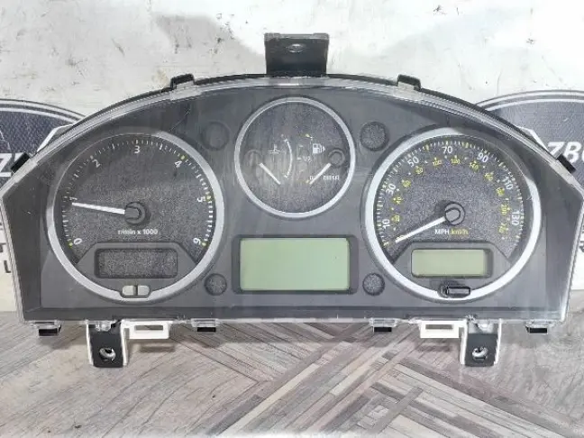 Панель приборов Land Rover Freelander 2 2.2 L359